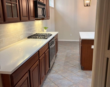 2031 Quail Meadow Lane - Photo Thumbnail 7