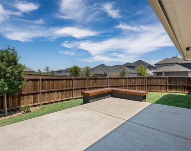 8140 Legacy Trail - Photo Thumbnail 28