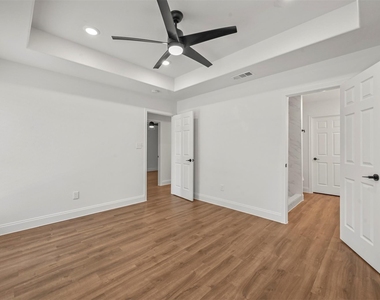 2307 Mill Street - Photo Thumbnail 11