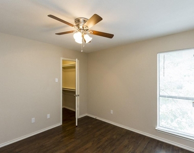 4545 Live Oak St Avenue - Photo Thumbnail 8