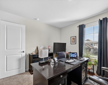 120 Monarch Way - Photo Thumbnail 22