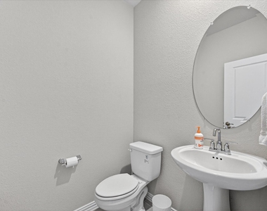 120 Monarch Way - Photo Thumbnail 3