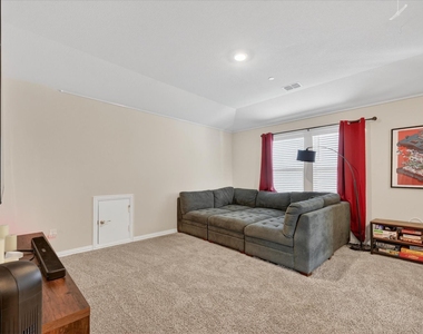 120 Monarch Way - Photo Thumbnail 24