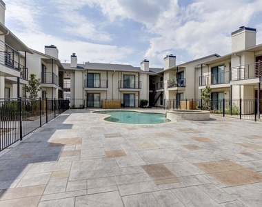 1317 Annex Avenue - Photo Thumbnail 2