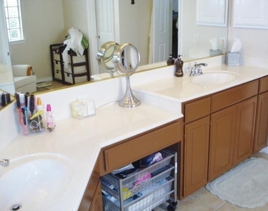 9709 Raven Lane - Photo Thumbnail 8
