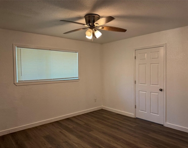 3549 Rio Grande Circle - Photo Thumbnail 12