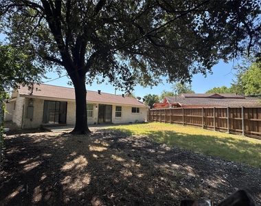 3549 Rio Grande Circle - Photo Thumbnail 18