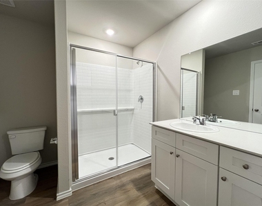 5557 Rollins Drive - Photo Thumbnail 9