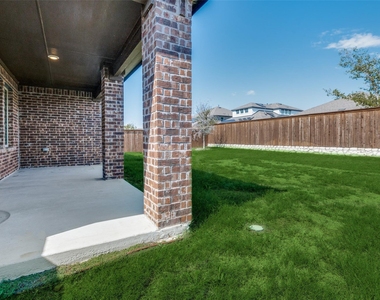 6409 Windsor Lane - Photo Thumbnail 27
