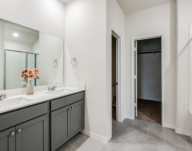 6409 Windsor Lane - Photo Thumbnail 20
