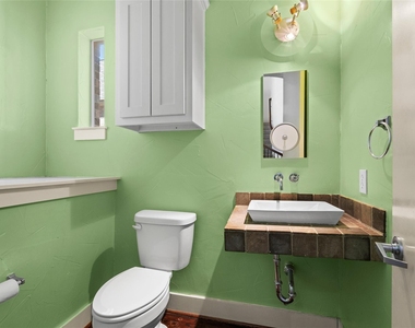 1136 Pedernales Trail - Photo Thumbnail 12