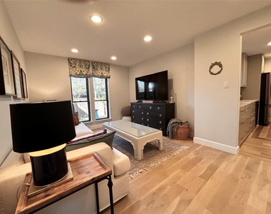 3701 Hulen Park Drive - Photo Thumbnail 4