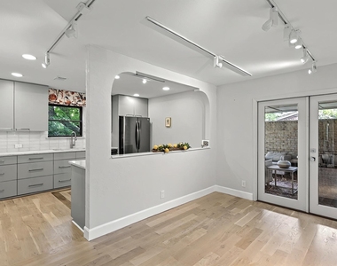 3701 Hulen Park Drive - Photo Thumbnail 8