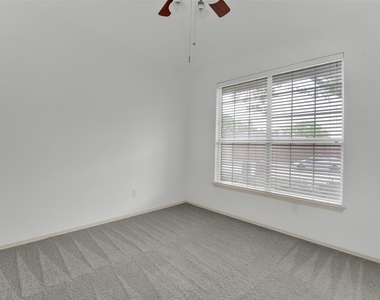 5106 Petersburg Drive - Photo Thumbnail 15
