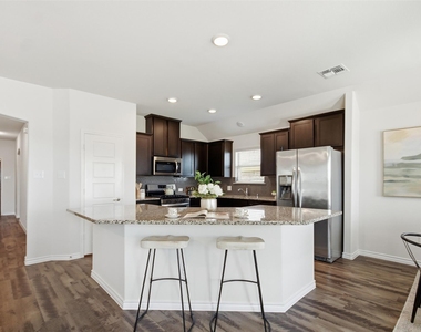 3508 Rio Grande Road - Photo Thumbnail 10