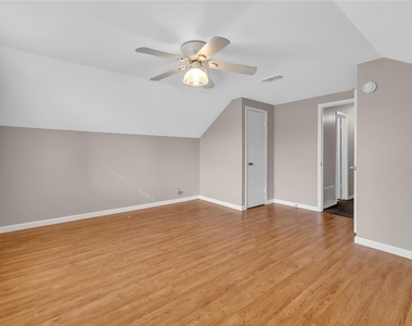 1220 Farnham Court E - Photo Thumbnail 26