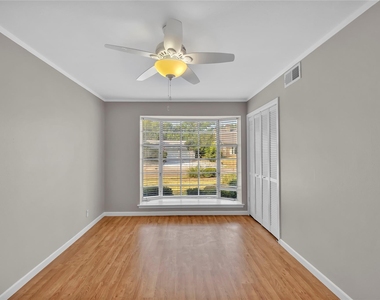 1220 Farnham Court E - Photo Thumbnail 20