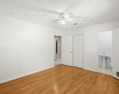 412 E Ross Street - Photo Thumbnail 20