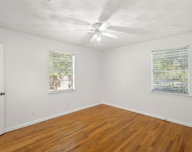 412 E Ross Street - Photo Thumbnail 19