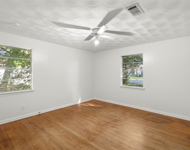 412 E Ross Street - Photo Thumbnail 22