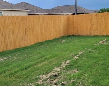 727 Ponderosa Lane - Photo Thumbnail 17