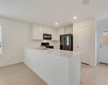 727 Ponderosa Lane - Photo Thumbnail 14