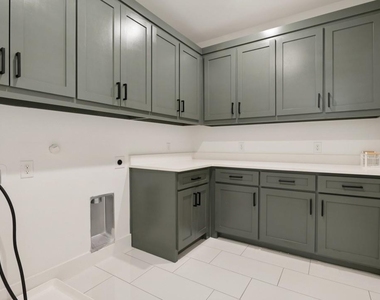 3728 Mount Ranier Street - Photo Thumbnail 5