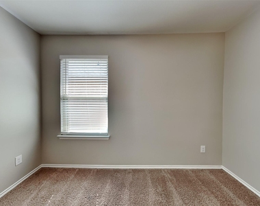 3085 Seth Lane - Photo Thumbnail 17