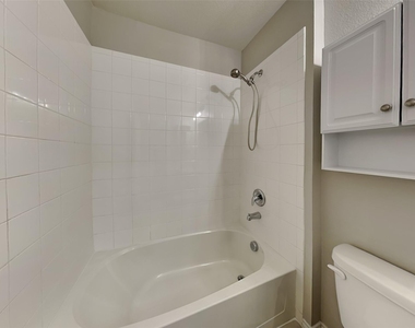 3085 Seth Lane - Photo Thumbnail 19