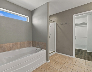 4521 Sheldon Trail - Photo Thumbnail 17