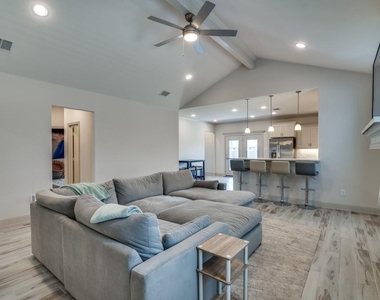 248 Braves Way - Photo Thumbnail 4