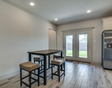 248 Braves Way - Photo Thumbnail 11