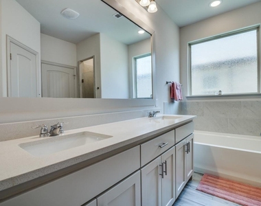 248 Braves Way - Photo Thumbnail 16