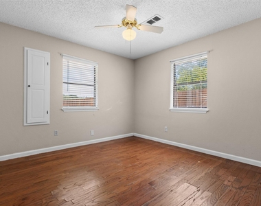 207 Washington Avenue - Photo Thumbnail 10