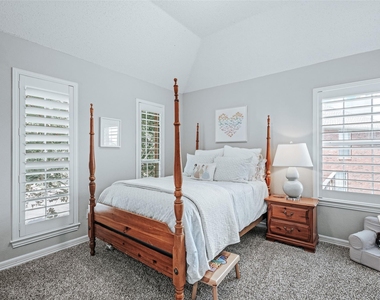 7308 Penny Place - Photo Thumbnail 12