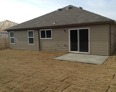 1413 S Raven Drive - Photo Thumbnail 10