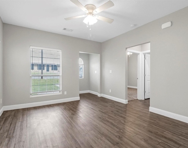 426 W Coffin Street - Photo Thumbnail 5