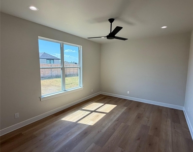 7802 Enderby Lane - Photo Thumbnail 20