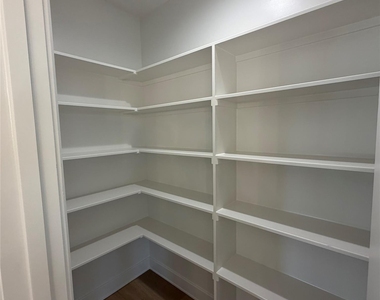 7802 Enderby Lane - Photo Thumbnail 5