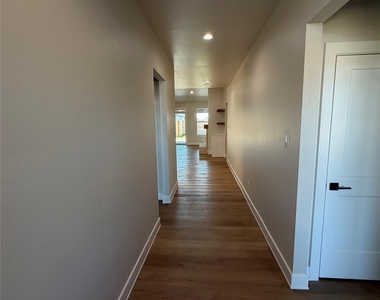 7802 Enderby Lane - Photo Thumbnail 2