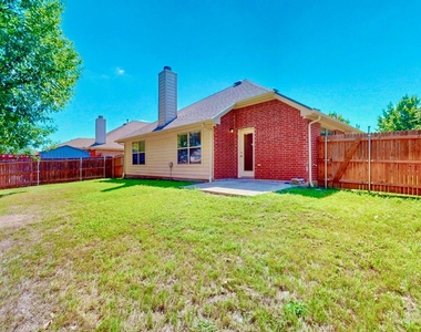 1216 Lake Forest Drive - Photo Thumbnail 30