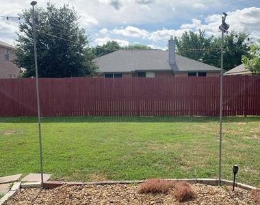 208 N Rolling Meadows Drive N - Photo Thumbnail 22
