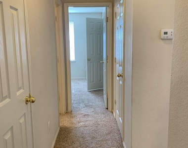 208 N Rolling Meadows Drive N - Photo Thumbnail 18
