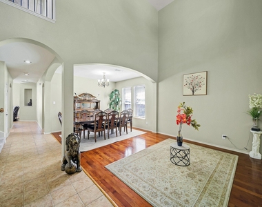 9332 Granger Lane - Photo Thumbnail 3