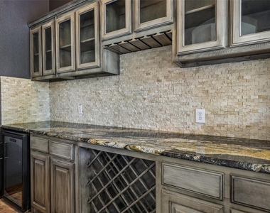 8330 Elena Drive - Photo Thumbnail 11