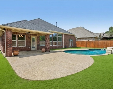 8330 Elena Drive - Photo Thumbnail 28