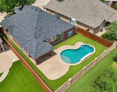 8330 Elena Drive - Photo Thumbnail 32