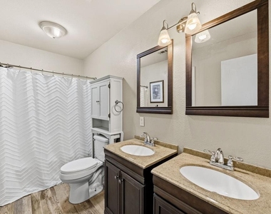 2702 Maci Court - Photo Thumbnail 11