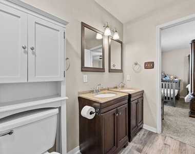 2702 Maci Court - Photo Thumbnail 12