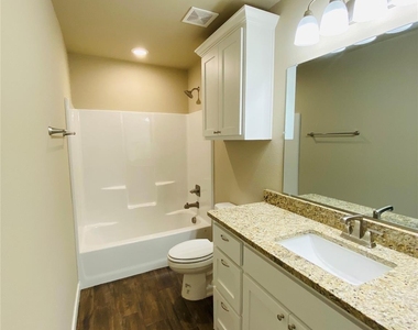 307 N Colbert Avenue - Photo Thumbnail 15